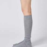 Silk Wide Ribbed Knee High Socks